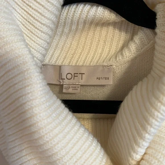 LOFT cowl neck sweater - Picture 5 of 8